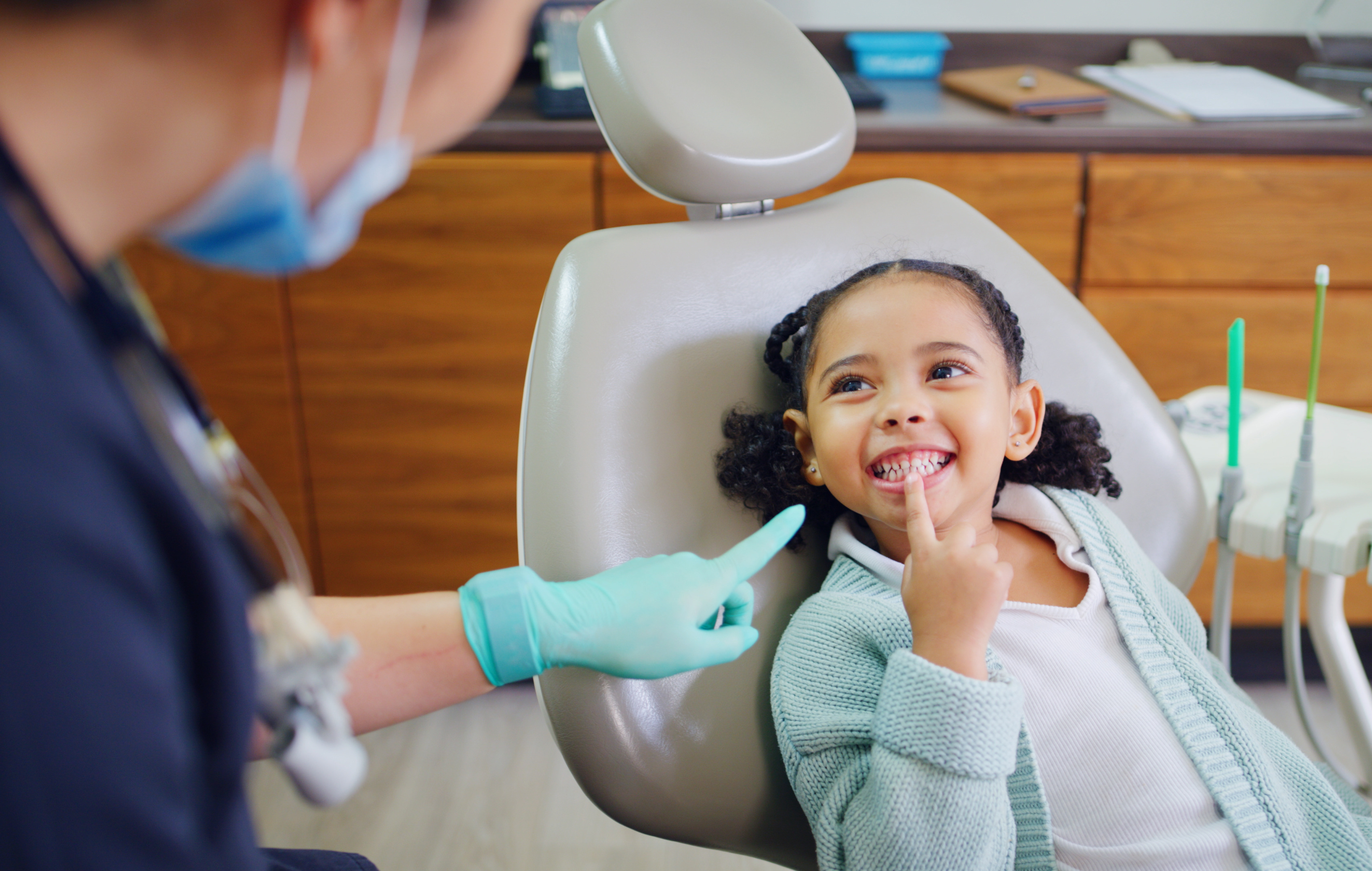 Happy child at the dentist